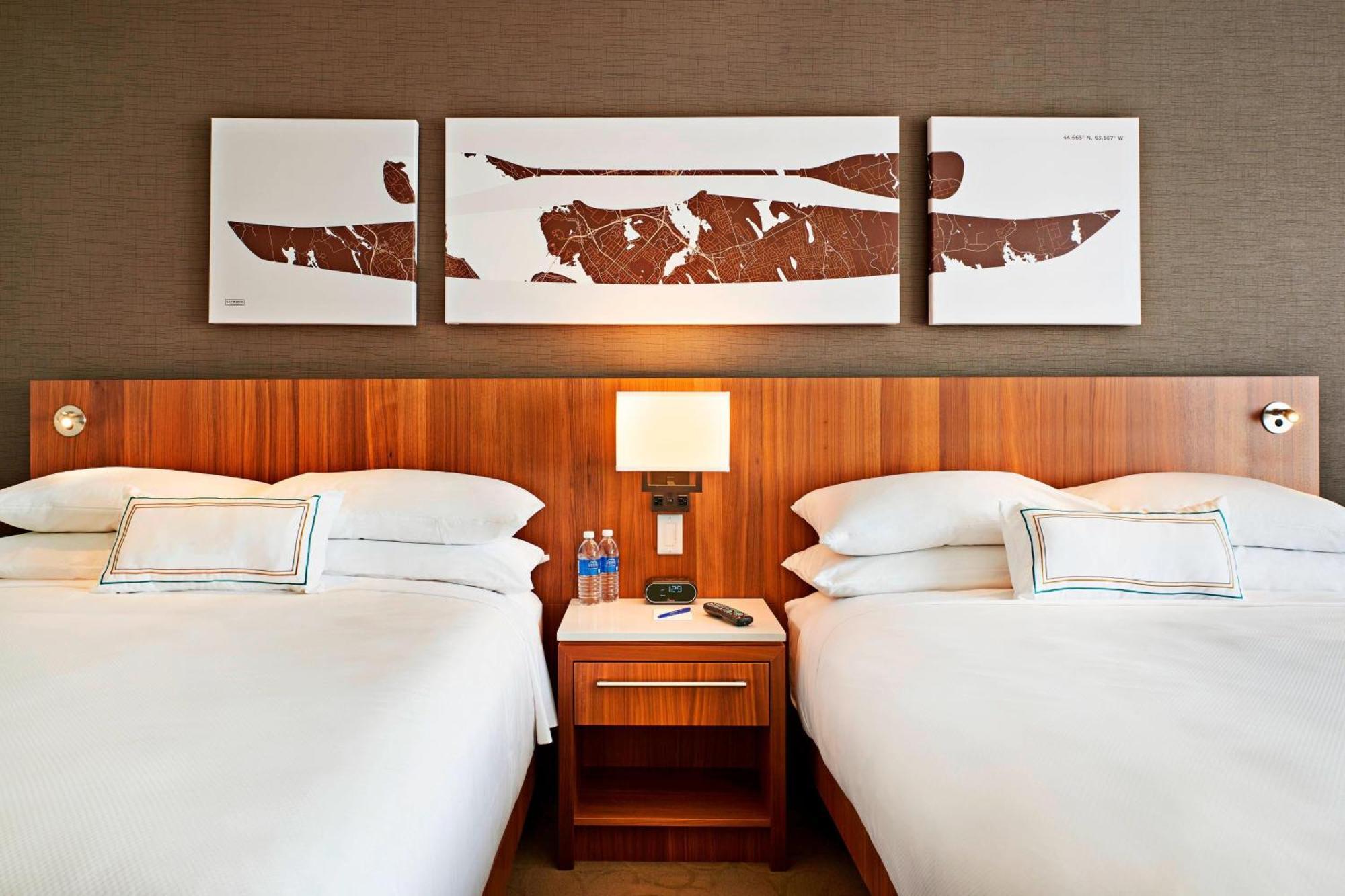 Delta Hotels By Marriott Dartmouth Bagian luar foto